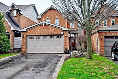102 Deerglen Terrace, Aurora, On L4g 6y3