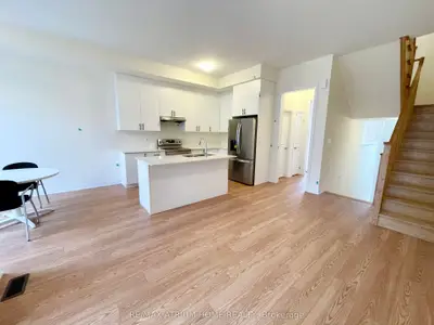22 Kahshe Lane, Richmond Hill, On L4s 0n7