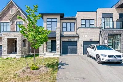 32 Jessica Antonella Street, Markham, On L6c 3k3
