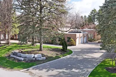 19 Limcombe Drive, Markham, On L3t 2v6