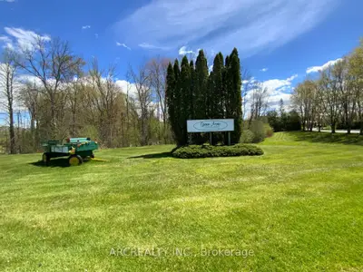 147 Horseshoe Circle, Georgina, On L0e 1n0