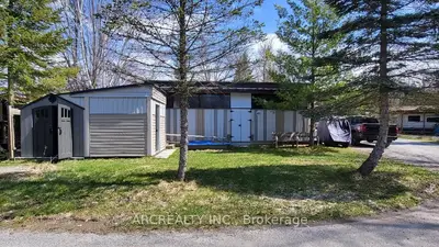 42 Horseshoe Circle, Georgina, On L0e 1n0
