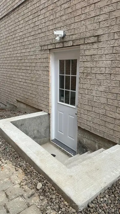 44 Palomino Drive Bsmt, Richmond Hill, On L4c 0p8