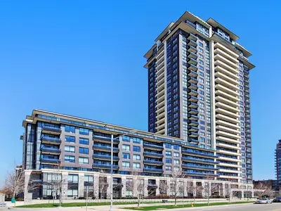 15 Water Walk Drive 901, Markham, On L6g 0g2