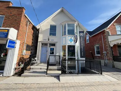 6393 Main Street Main, Whitchurch-stouffville, On L4a 1g4