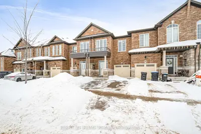 52 Veterans Street, Bradford West Gwillimbury, On L3z 4l4