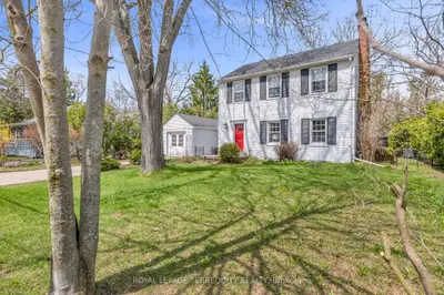 155 Centre Street W, Richmond Hill, On L4c 3p6