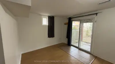117 English Oak Drive Bsmnt, Richmond Hill, On L4e 3x4