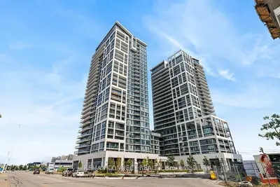 9000 Jane Street 805, Vaughan, On L4k 0m6