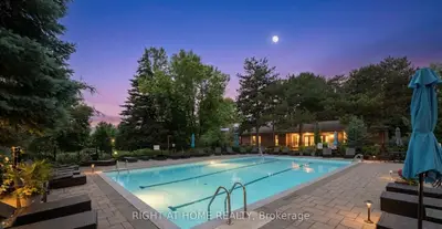 70 Baif Boulevard 409, Richmond Hill, On L4c 5l2