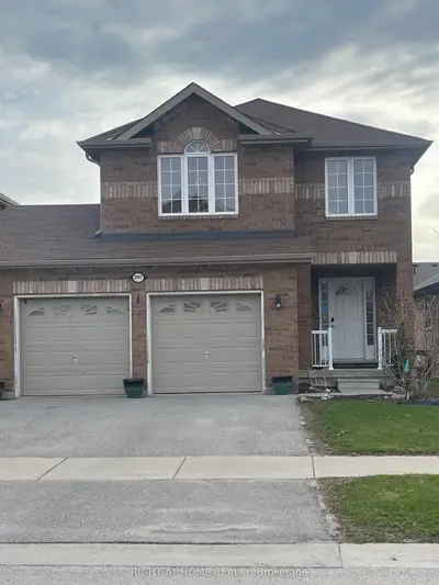 2067 Mcfadden Street, Innisfil, On L9s 0h6