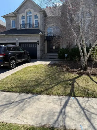 15 Village Green Drive, Vaughan, On L4l 9n9