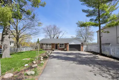 151 Sand Road, East Gwillimbury, On L9n 1j2