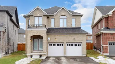 61 Mac Campbell Way, Bradford West Gwillimbury, On L3z 4m6
