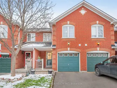 97 Sandlewood Court, Aurora, On L4g 7m9