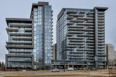 Condo Apartment in Vaughan