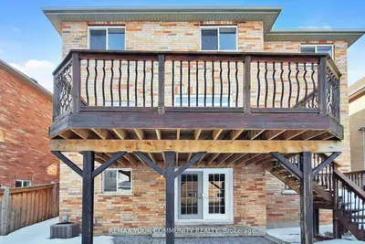 25 Bache Avenue Bsmt, Georgina, On L4p 0c7