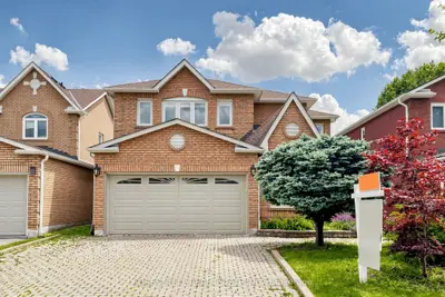 47 Edenbridge Drive, Vaughan, On L4j 7v1