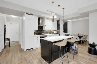 9085 Jane Street 523, Vaughan, On L4k 0l8