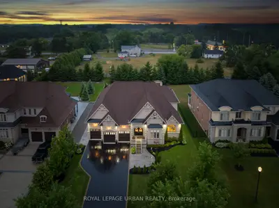 15 Country Club Crescent, Uxbridge, On L9p 0b8