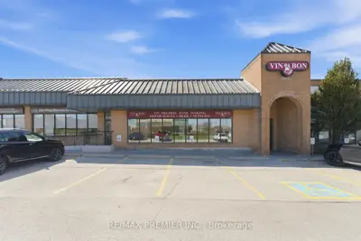 1100 Gorham Street 11b, Newmarket, On L3y 8y8