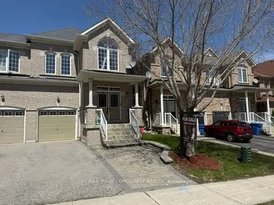 506 Foxcroft Boulevard, Newmarket, On L3x 3l6