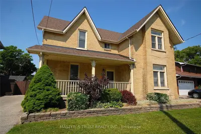 354 Main Street N, Markham, On L3p 1z1