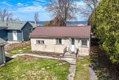 108 Moore's Beach Road, Georgina, On L0e 1n0