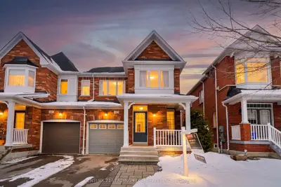 47 Hoppington Avenue, Whitchurch-stouffville, On L4a 0l1