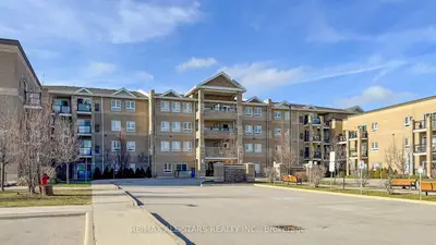481 Rupert Avenue 203, Whitchurch-stouffville, On L4a 1y7