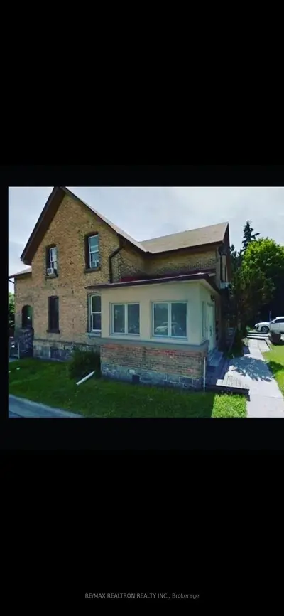 16-18 Lorne Avenue, Richmond Hill, On L4c 1c1