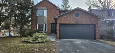 31 Spanhouse Crescent, Markham, On L3r 4e2