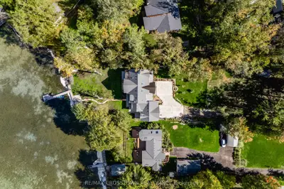 178 Moores Beach Road, Georgina, On L0e 1n0