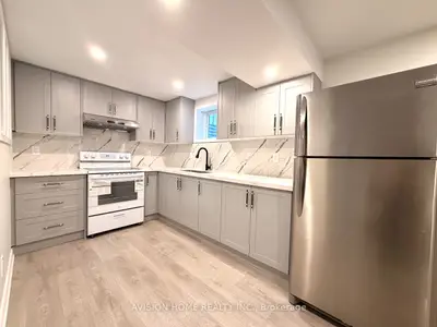 34 Mccallum Drive, Richmond Hill, On L4c 7s9
