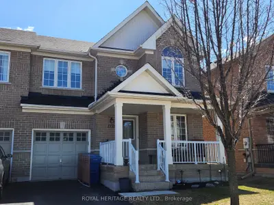 127 Knapton Drive, Newmarket, On L3x 3b3