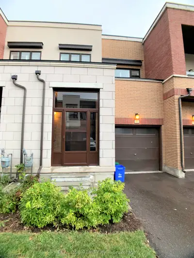 43 Causland Lane, Richmond Hill, On L4s 0a6