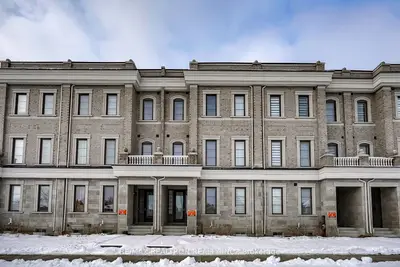 9480 Bayview Avenue 4a, Richmond Hill, On L4c 5h3