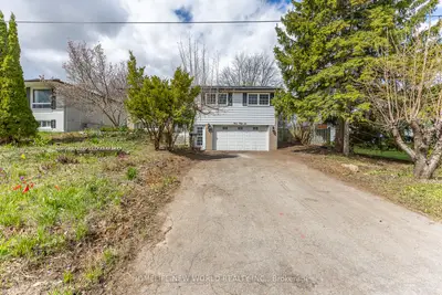 356 Dixon Boulevard, Newmarket, On L3y 5c4