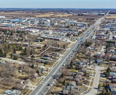 1015-1029 Davis Drive, Newmarket, On L3y 2r8