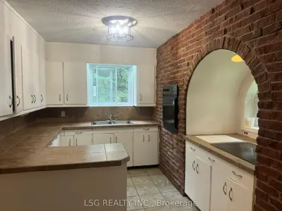 18880 2nd Concession Road, East Gwillimbury, On L9n 0h2