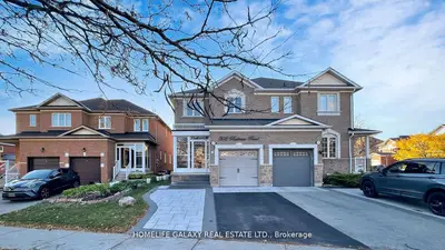 302 Redstone Road, Richmond Hill, On L4s 2v6