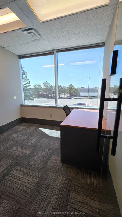 260 Town Centre Boulevard 200b, Markham, On L3r 8h8