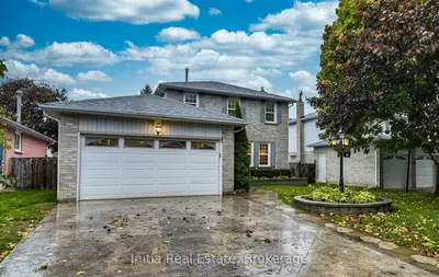 28 Summerhill Road Upper Level, East Gwillimbury, On L9n 1c6