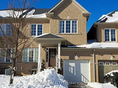 22 Quattro Avenue, Richmond Hill, On L4e 0s2