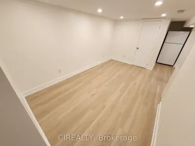 188 Cherrywood Drive Lower, Newmarket, On L3y 2x8