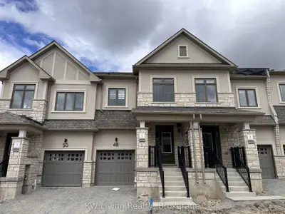 48 Helmkay Avenue, Richmond Hill, On L4e 1p4