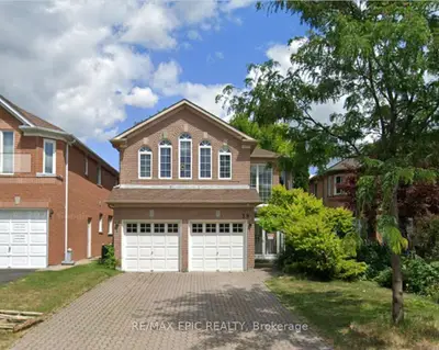38 Grover Hill Bsmt Avenue, Richmond Hill, On L4s 1t6