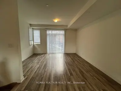 370h Red Maple Road Th9, Richmond Hill, On L4c 5t4