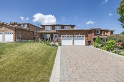 160 Miller Park Avenue, Bradford West Gwillimbury, On L3z 2k3