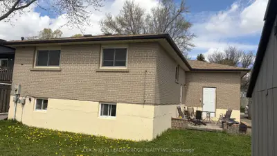 608 Rupert Avenue, Whitchurch-stouffville, On L4a 1w1